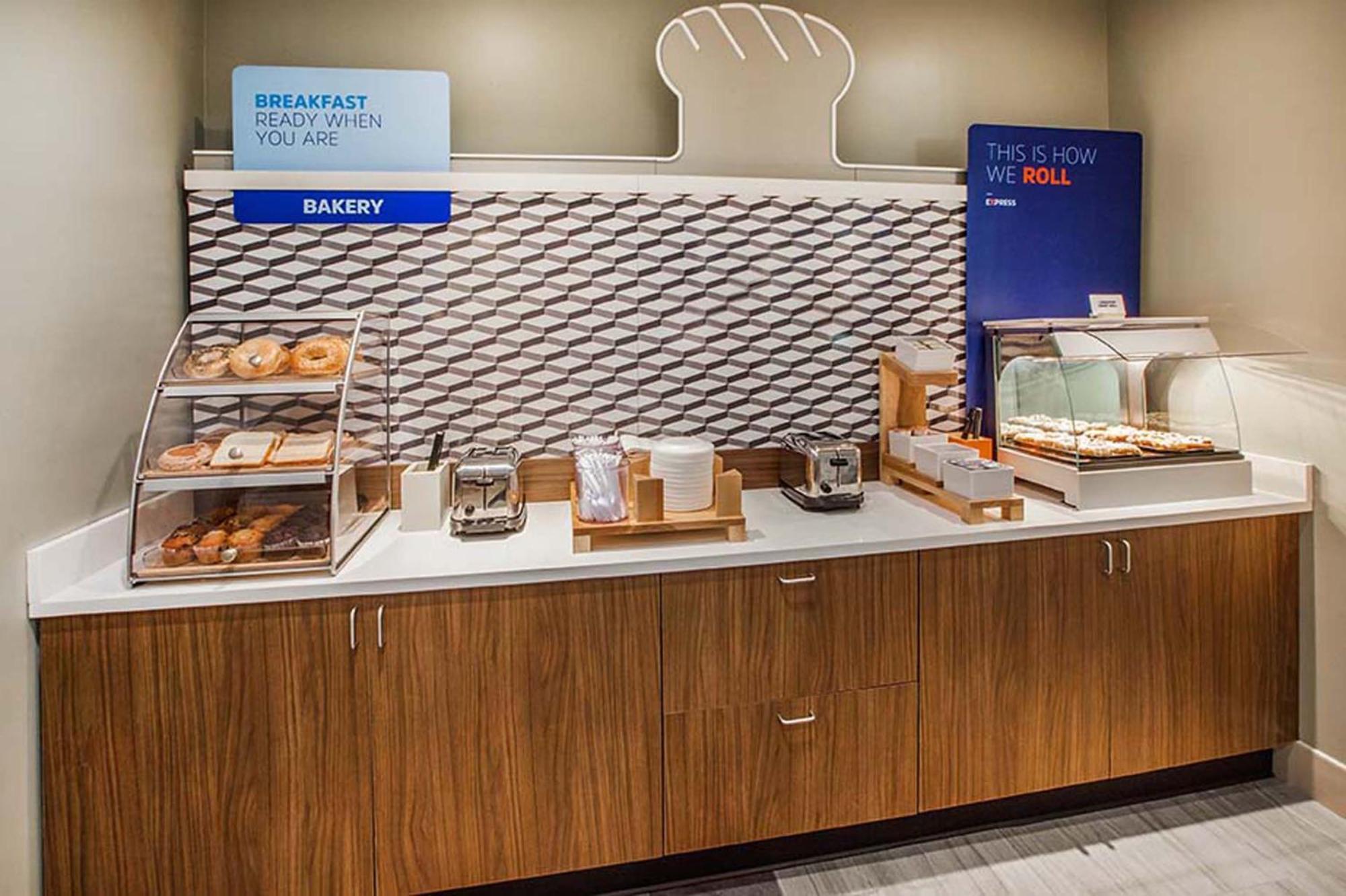 Holiday Inn Express & Suites Weatherford By Ihg Luaran gambar